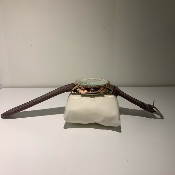 Luxury Watch Men’s - B. Navitimer - Picture 9 of 14